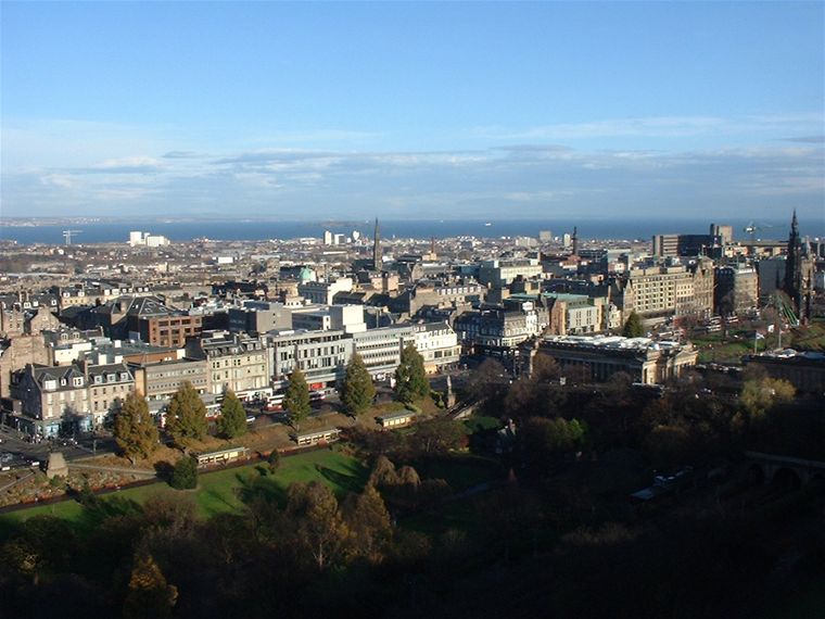 Views of Edinburgh from the castle keep